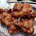 国見サービスエリア上り ショッピングコーナー - 衣サクサク、ボリューム満点！