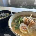 にんたまラーメン ゆにろーず - 