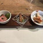 きのこ料理 創士庵 - エリンギのローストビーフ巻き　ササクレヒトヨダケ帆立　　トキイロヒラタケ　衣笠たけはんぺん巻き