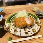 Tonkatsu Atto Maku - 走る豚 ロース130g