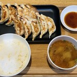 餃子の店　かめ - 