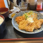 なすび食堂 - チキンカツ二枚定食飯大