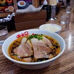 味噌屋 八郎商店 新宿店 - みそチャーシューメン1250円とライス150円です。これマジで美味いッス！！