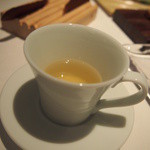 ラ・ビオグラフィ - ふぐのだしスープ