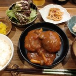 家庭料理居酒屋 ito - 煮込みハンバーグ定食