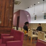 CREAM KITCHEN - 店内