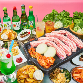 You can fully enjoy the enchanting and addictive Korean hotpot "Nakkopse"♪
