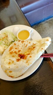 Guri-N Kafe - ナンセットです➰(*≧∀≦*)一番人気かな？