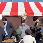 七輪さく - ブルーリバーとパラシュート部隊！