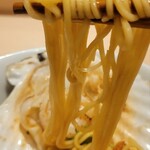 麦と麺助 - ぱっつんめん