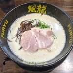 とんこつラーメン博多風龍 - とんこつラーメン ￥750