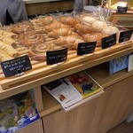 Cafe コアラとライオンときどきチーター - パン