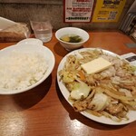 肉野菜炒め ベジ郎 - 肉野菜炒め定食