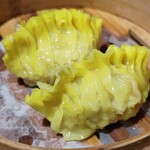 香港飲茶専門店 香港大飯店 - フカヒレ蒸し餃子