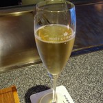 しのはら - シャンパンで乾杯♪