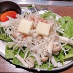 Okonomiyaki Hompo - ほうれん草のバターソテー