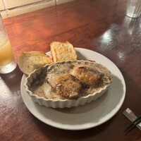 カルネジーオ イースト - 