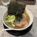 Ramen Sen - 豚骨醤油ラーメン