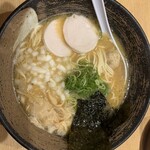 濃厚鶏ソバ 麺 ザ クロ - 