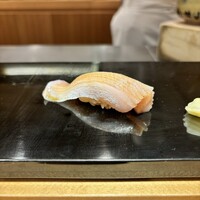 鮨 一 - 