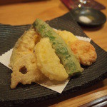 日出鮨 - 揚げ物　野菜の天ぷら
