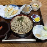 やすらぎの家 - ざるそば定食