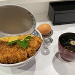 #カツ丼は人を幸せにする - 