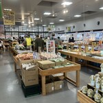 道の駅 季楽里 あさひ - 野菜や果物