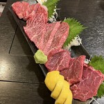 焼肉市場 - 