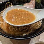 TOKYO豚骨BASE MADE by博多一風堂 - ピリ辛仕様な豚骨スープ