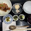 日本橋 長崎館 - 料理写真:ブリの漬け丼¥1000ふりかけ海苔を別皿にしてもらいました。