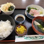 Udunoya - 刺身定食