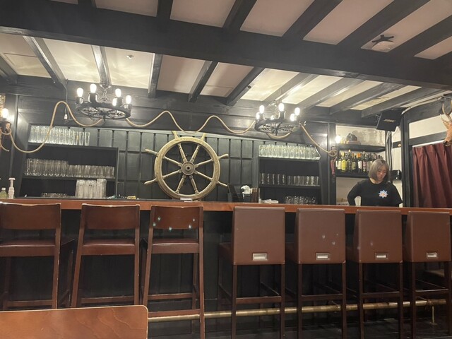 MARIN IN CRUB Umi Bar photo 4