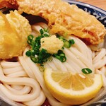 難波千日前 釜たけうどん - 