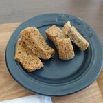 オニヴァのきもち - ◯シフォンのクッキー
シフォンケーキを更にカリッと焼いた感じで
甘さほんのりで美味しい