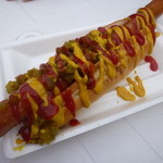 高尾山キッチンむささび - 完成、天狗ドッグ（450円）！