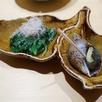 鮨 いし黒 - モロヘイヤおひたしとばい貝塩茹