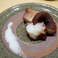 鮨 いし黒 - 三河産のタコ