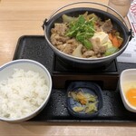 Yoshinoya - 牛すき鍋膳