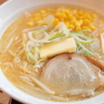 Dem Maru - 白味噌バタコンラーメン。