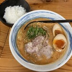 麺屋 藍 - 料理写真:辛味噌ラーメン(味玉トッピング)＆中ライス