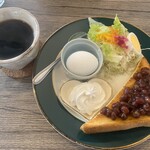 SUNDAY - 小倉トースト650円✨酸味がなく飲みやすいコーヒーでした☕️