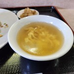 中華 神龍 - スープです。