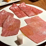 和牛焼肉 ミートバル 肉たらし - 