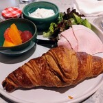 アップステアーズ - 