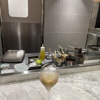 フレンチ串揚げ・炭焼き BEIGNET ASHIYA - 厨房　ファインダイニング形式