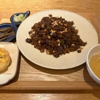 ブリル飯店 -  ブリル飯店 -