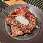 焼肉トラジ - ダイヤモンドカットカルビとハラミ