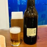 Hankyuu Feri Resutoran - 瓶ビールはサッポロ生ビール黒ラベルの大瓶