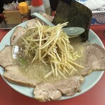 Ramen Shoppu - ネギチャーシュー麺